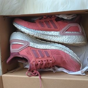 Adidas Ultraboost 19.5 DNA Women's size 7.5